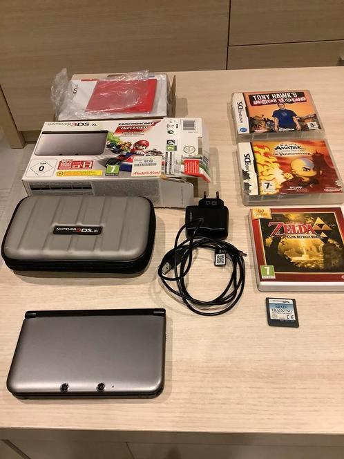 Nintendo 3ds xl met enkele games, Games en Spelcomputers, Spelcomputers | Nintendo 2DS en 3DS, Zo goed als nieuw, 3DS XL, Zilver