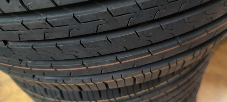 Pneus été voiture, Autos : Pièces & Accessoires, Pneus & Jantes, Pneu(s), Pneus été, 18 pouces, 215 mm, Véhicule de tourisme, Neuf