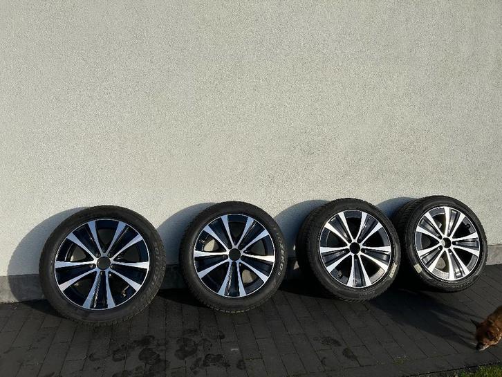 Originele Mercedes E- klasse velgen + Pirelli winterbanden, Autos : Pièces & Accessoires, Pneus & Jantes, Pneus et Jantes, Pneus hiver