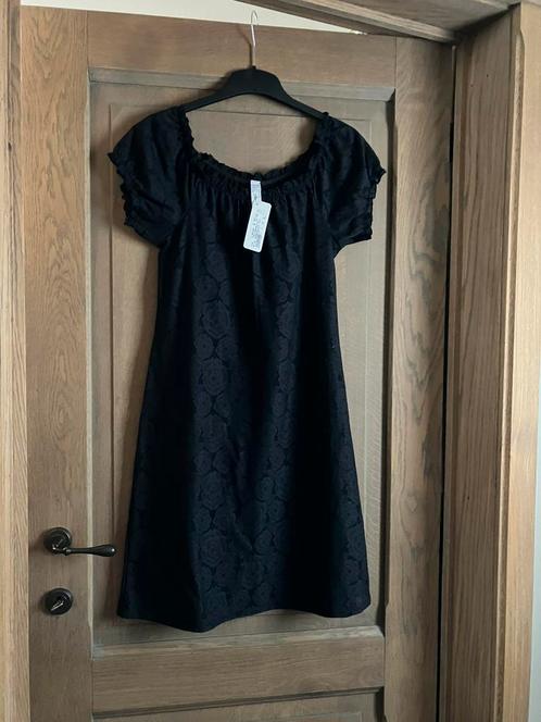 Nieuw prachtig zwart strandkleedje van ANTIGEL, Kleding | Dames, Jurken, Zo goed als nieuw, Maat 42/44 (L), Zwart, Ophalen of Verzenden