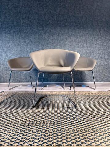 4x Arper Duna chair design by Lievore Altherr Molina, ca2014 beschikbaar voor biedingen