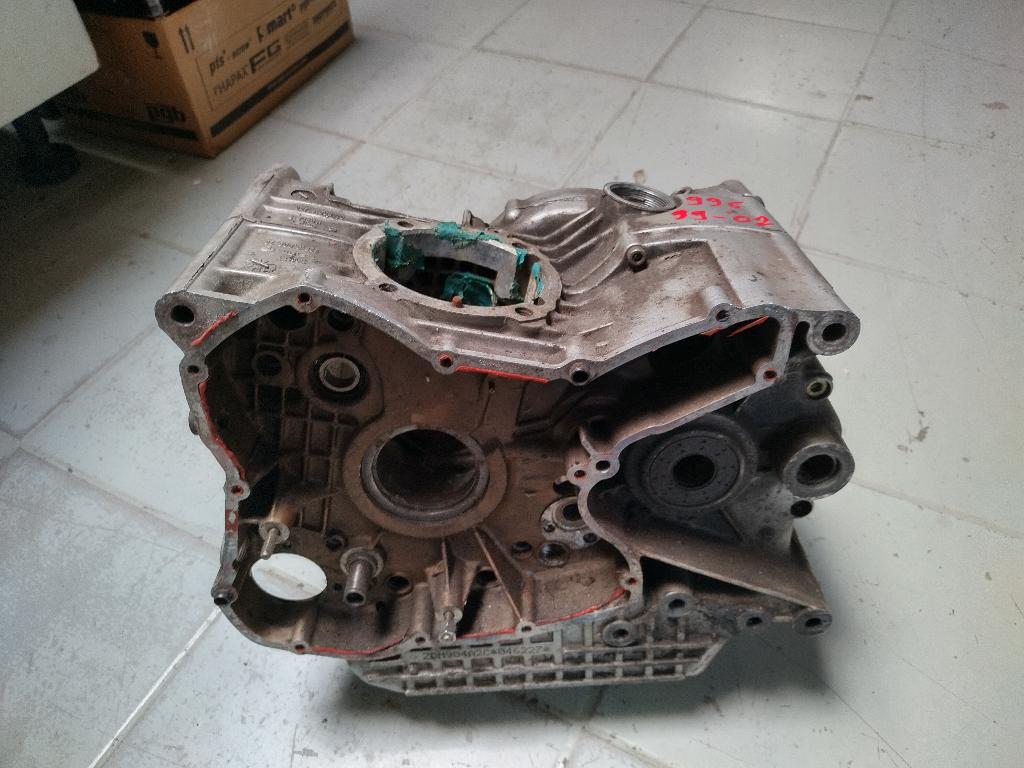 ducati 750 en 900 ss supersport set middencarters motorblok, Ophalen of Verzenden, Gebruikt