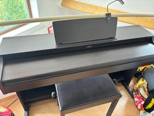 Yamaha YDP 163 digitale piano + stoel, koptelefoon, lamp, Muziek en Instrumenten, Piano's, Zo goed als nieuw, Piano, Zwart, Ophalen