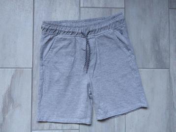 ★ M128 - Korte broek Okaidi beschikbaar voor biedingen