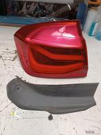 Achterlicht links op scherm BMW 3 Serie F30 F80 LCi 63217369, -, Utilisé, -, -