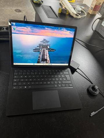 Microsoft Surface Laptop 4 / cœurs i7-1185G7/16 Go/256 Go, 256 GB, Qwerty, Avec écran tactile, Enlèvement