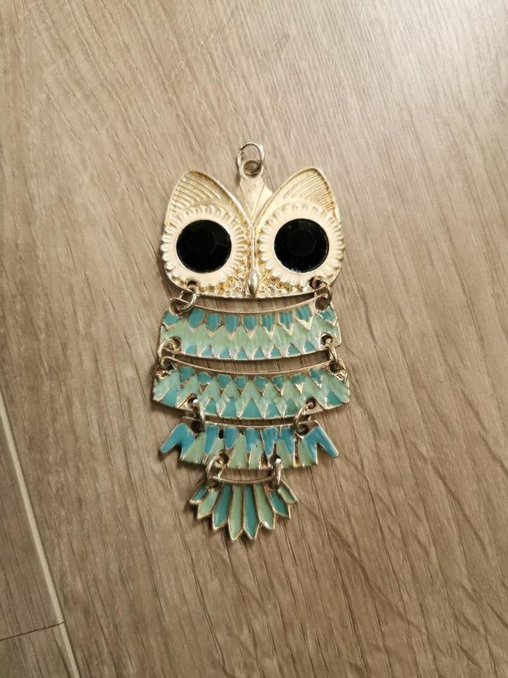 Ketting uitlje 34cm, Handtassen en Accessoires, Kettingen, Gebruikt, Overige materialen, Blauw, Met hanger, Ophalen of Verzenden