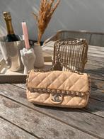 Chanel Flap Bag - Beige Vintage - Authentiek, Ophalen, Zo goed als nieuw, Beige