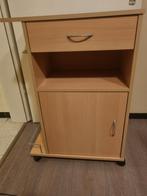 Ladekast/ Kast met wieltjes, Ophalen, Zo goed als nieuw