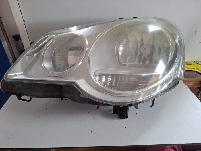 Phare gauche d'un Volkswagen Polo, Autos : Pièces & Accessoires, Éclairage, Volkswagen, Utilisé, 3 mois de garantie, Enlèvement ou Envoi