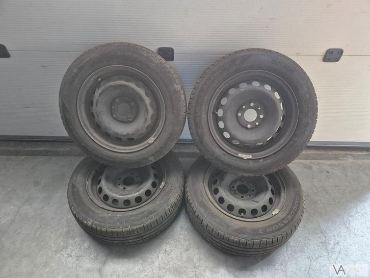 Set velgen Toyota Yaris Kia Rio 175/65r15 15 inch 5mm €75, Auto-onderdelen, Banden en Velgen, Banden en Velgen, Gebruikt, Ophalen of Verzenden