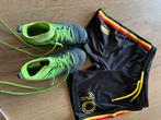 Chaussures de football Decathlon 28 et short football JBC 5, Sports & Fitness, Enlèvement ou Envoi, Utilisé, Chaussures