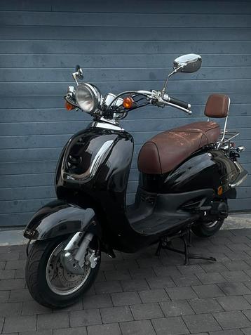 Scooter | A klasse | 3.396km | Onderhouden | 4Takt | 50cc beschikbaar voor biedingen