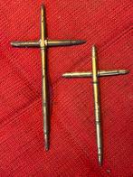 2x kruis gemaakt met kogels oorlog, Boeken, Ophalen of Verzenden, Zo goed als nieuw