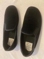 Zwarte pantoffels Fly Flot maat 42, Kleding | Heren, Schoenen, Zwart, Ophalen of Verzenden, Zo goed als nieuw, Fly Flot