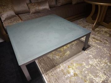 Salontafel  beschikbaar voor biedingen