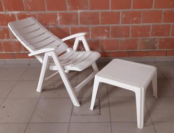 Ligstoelen Hartman 4 stuks + tafeltje beschikbaar voor biedingen