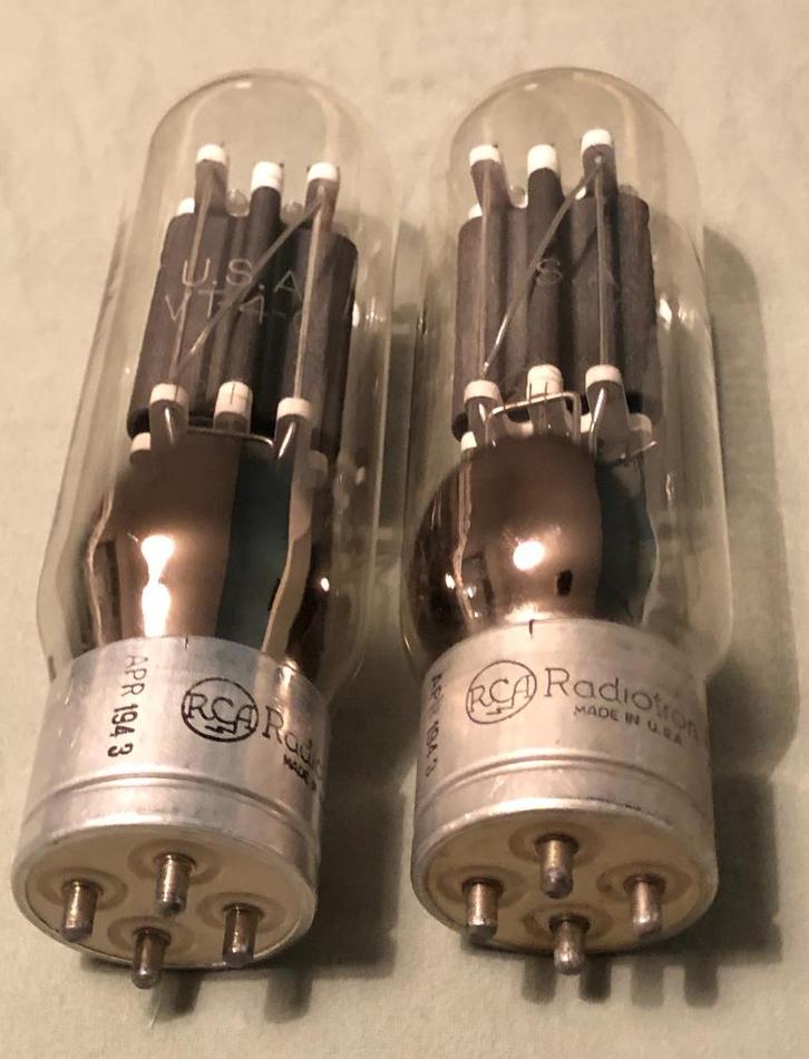 Paar RCA VT4C buizen, Audio, Tv en Foto, Buizenversterker, Buis of Buizen, Ophalen of Verzenden