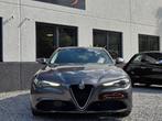 Alfa Romeo Giulia 2.0 ATX - superbe état- garantie 1 an, Auto's, Alfa Romeo, Automaat, 4 deurs, Achterwielaandrijving, 1995 cc