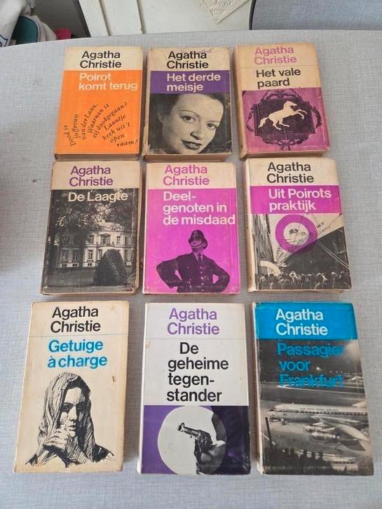 9 x Agatha Christie, Boeken, Detectives, Gelezen, Ophalen of Verzenden