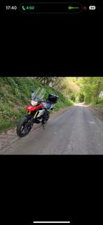 BMW G310GS rood en grijs, Motoren, Motoren | BMW, 2 cilinders, 300 cc, Particulier, Overig