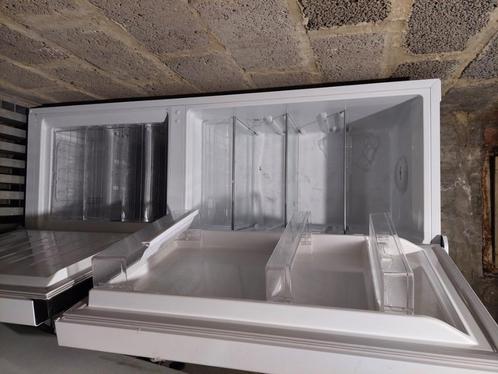 Koelkast diepvries combinatie, Elektronische apparatuur, Koelkasten en IJskasten, Zo goed als nieuw, Met aparte vriezer, 150 tot 200 liter
