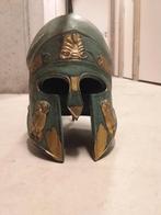 Casque leonidas déco grec, Enlèvement