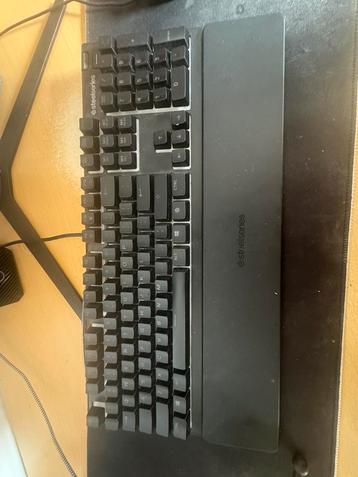 Steelseries Apex 3  beschikbaar voor biedingen