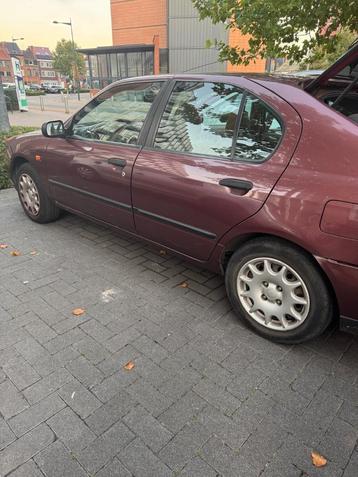 Nissan Primera 1.6 Benzine – 2002 – Slechts 95.000 km beschikbaar voor biedingen