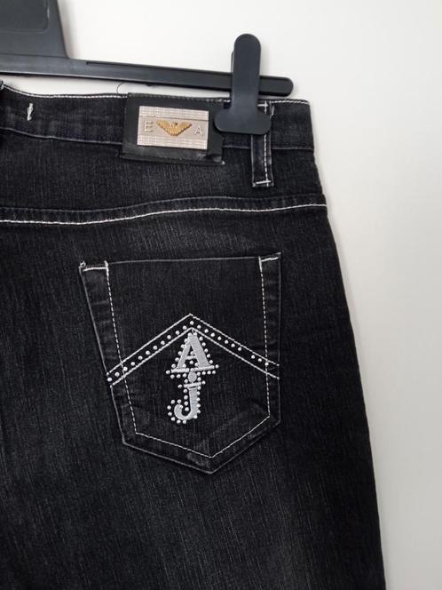 Armani Jeans Mt 38 met strass dames, Kleding | Dames, Spijkerbroeken en Jeans, Gedragen, W33 - W36 (confectie 42/44), Zwart, Ophalen of Verzenden
