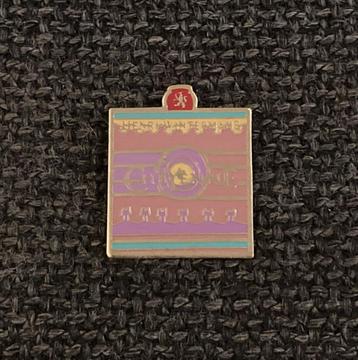 PIN - HENRI WINTERMANS - CHEYENNE - TABAK - SIGAREN, Envoi, Utilisé, Marque, Insigne ou Pin's