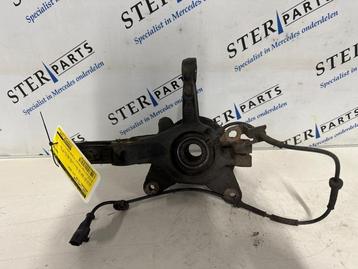 Fusee links-voor van een Mercedes Citan beschikbaar voor biedingen