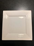 Borden - 5 stuks, Huis en Inrichting, Keuken | Servies, Ophalen of Verzenden, Zo goed als nieuw, Effen, Bord(en)