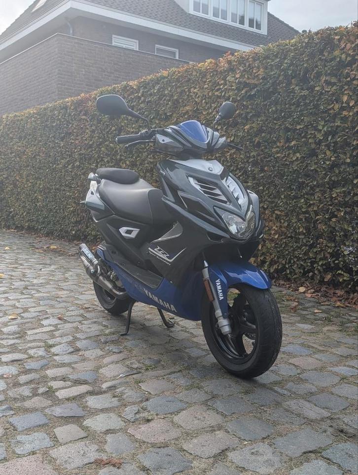 Yamaha Aerox R 2015 2-takt Yasuni, Fietsen en Brommers, Scooters | Yamaha, Zo goed als nieuw, Aerox, Klasse B (45 km/u), Tweetakt