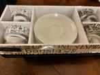 Cappuccino tassen 4 stuks en bordje, Huis en Inrichting, Keuken | Servies, Ophalen, Nieuw, Kop(pen) en/of Schotel(s)