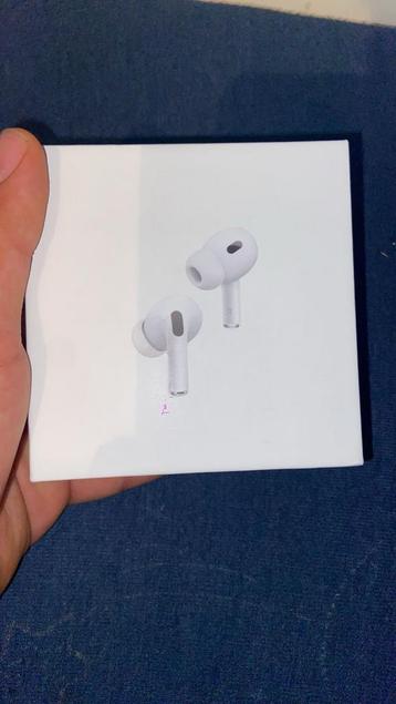 Airpods pro gen2 beschikbaar voor biedingen