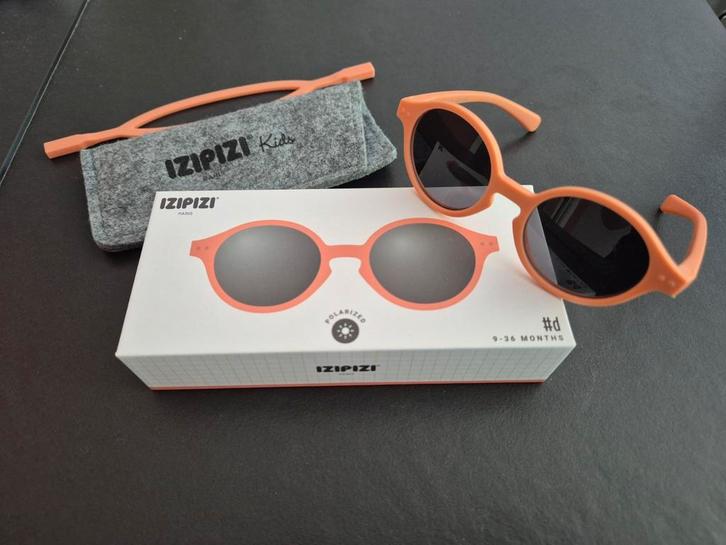 Izipizi zonnebril kids 9-36m apricot, Enfants & Bébés, Accessoires de mode pour enfants, Utilisé, Enlèvement ou Envoi