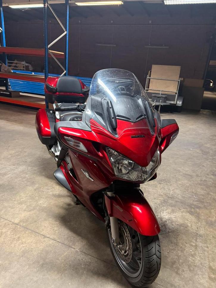 Honda St1300A Pan-European, Motoren, Motoren | Honda, Particulier, Toermotor, meer dan 35 kW, 4 cilinders, Motorrijbewijs A, ABS