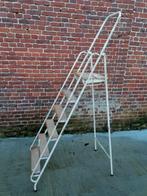 stevige ladder met mooie patina, Doe-het-zelf en Bouw, Ladders en Trappen, Ophalen, Gebruikt, Ladder