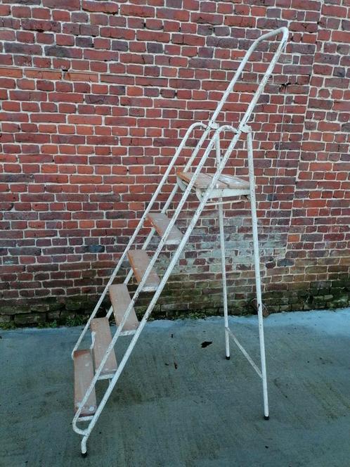 stevige ladder met mooie patina, Doe-het-zelf en Bouw, Ladders en Trappen, Gebruikt, Ladder, Ophalen