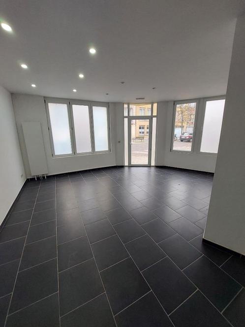 Handelgelijkvloers met woonst te huur, Immo, Appartementen en Studio's te huur, Antwerpen (stad), 50 m² of meer