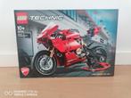 Lego technic Ducati Panigale v4 42107, Kinderen en Baby's, Ophalen of Verzenden, Zo goed als nieuw, Lego