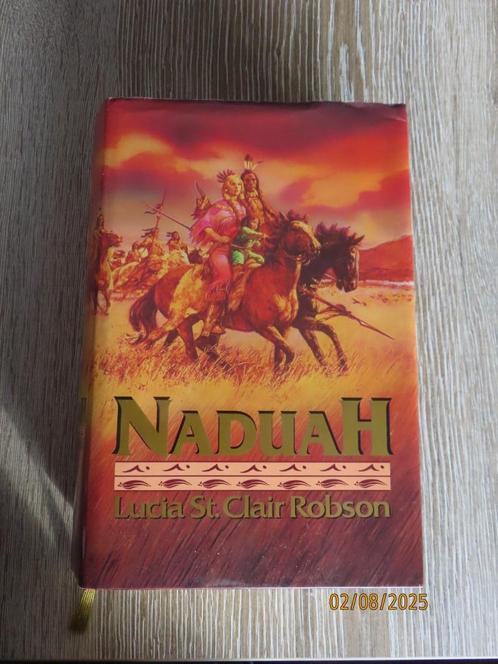 Boek - Naduah (Lucia St. Clair Robson) - Waar gebeurd, Boeken, Overige Boeken, Zo goed als nieuw, Ophalen of Verzenden