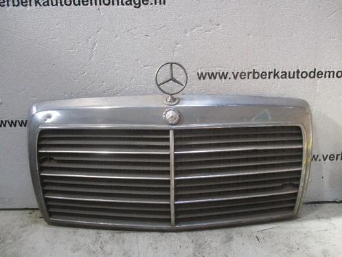 GRILLE Mercedes-Benz E (W124) (01-1984/06-1995), Auto-onderdelen, Carrosserie, Mercedes-Benz, Gebruikt