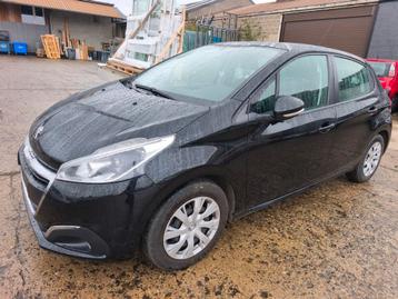 Peugeot 208 defecte motor  beschikbaar voor biedingen