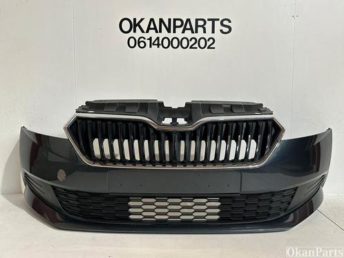 Skoda Fabia III Facelift voorbumper 6V0807221F, Auto-onderdelen, Carrosserie, Bumper, Skoda, Voor, Gebruikt