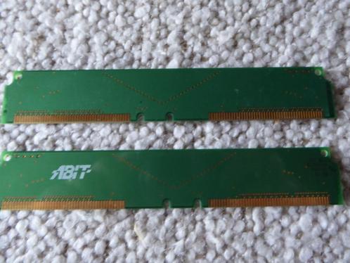 2 X Abit e 186014, Computers en Software, RAM geheugen, Gebruikt, Ophalen of Verzenden
