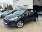 Ford Fiesta Titanium, 1.0i, Parkeersens, Full opt + Garantie, Auto's, Ford, Voorwielaandrijving, Stof, https://public.car-pass.be/vhr/5985cbfb-2a60-4dfd-91df-54fc0c59215f