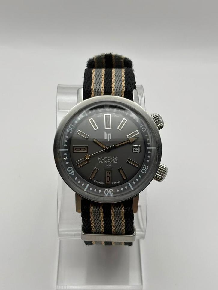 Montre LIP - Nautic-Ski automatique - réf. 671503 – Grey, Bijoux, Sacs & Beauté, Accessoires Autre, Comme neuf, Enlèvement ou Envoi