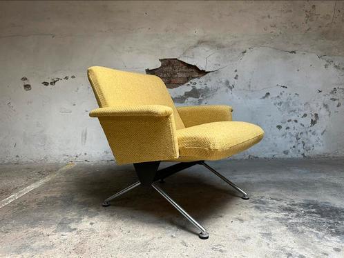 Vintage fauteuil Andre Cordemeyer voor Gispen Model 1432, Huis en Inrichting, Fauteuils, Zo goed als nieuw, Metaal, Stof, Overige materialen